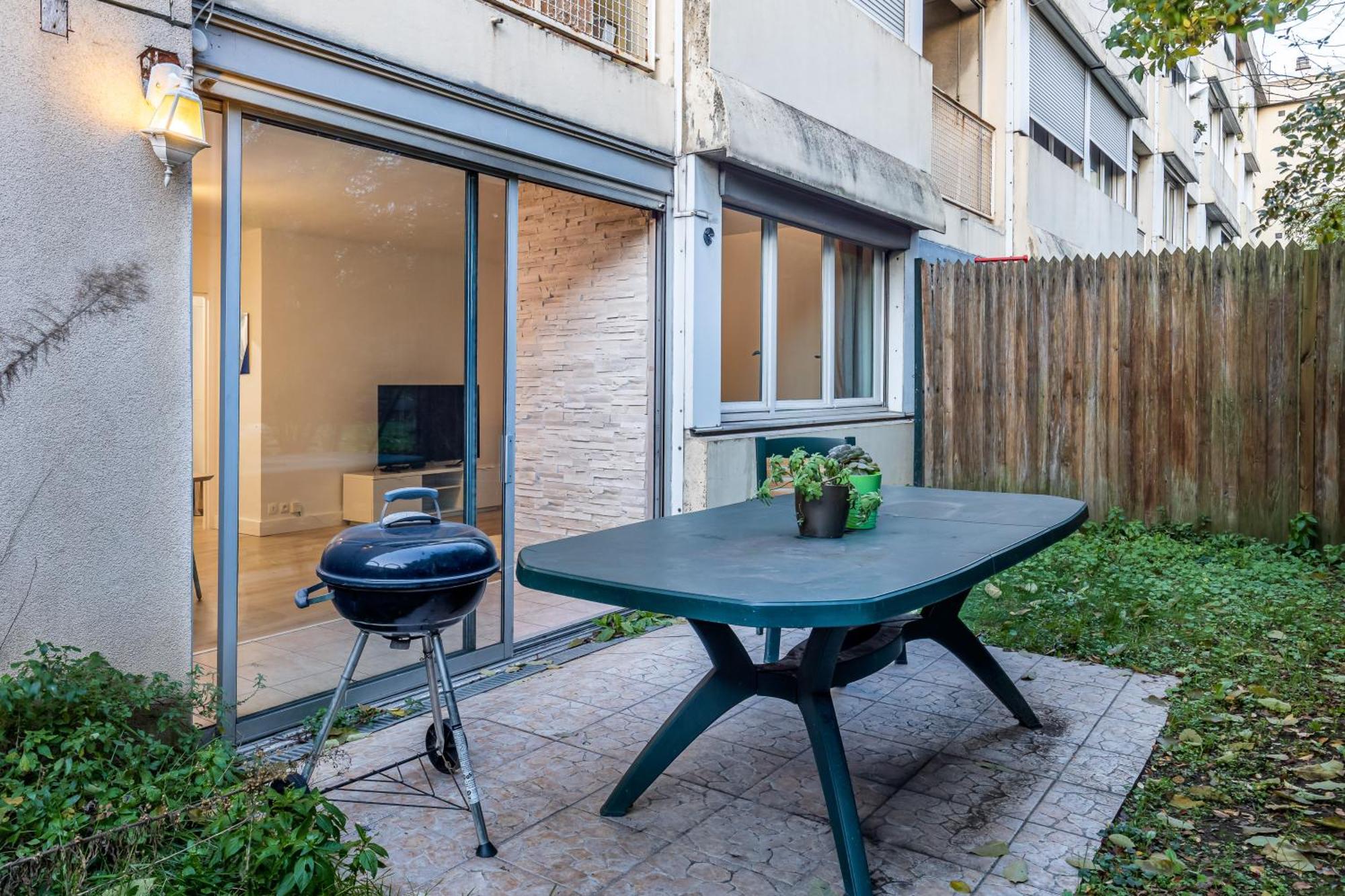 Oasis Urbaine For 8 Near To Paris Lejlighed Villejuif Eksteriør billede